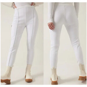 NWOT Athleta Glacier Snow Skinny Pant size 8 White